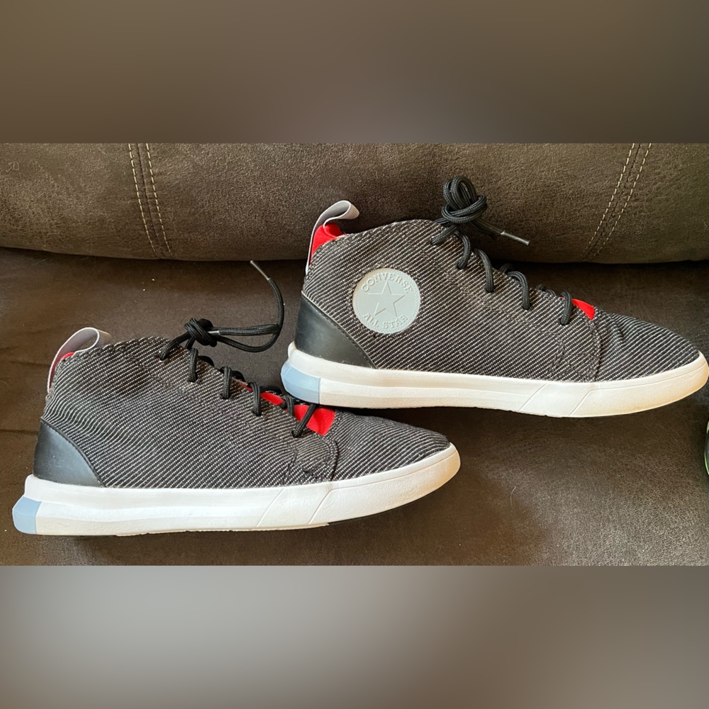 Boys/youth Converse shoes